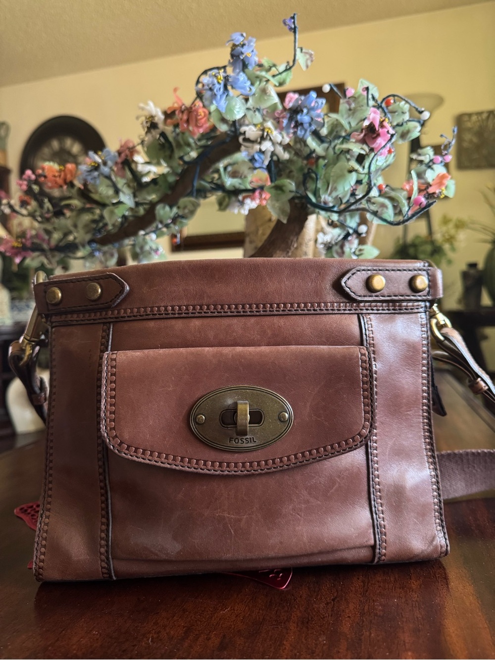 Fossil Chestnut Brown Leather Crossbody with Turn-Lock Front